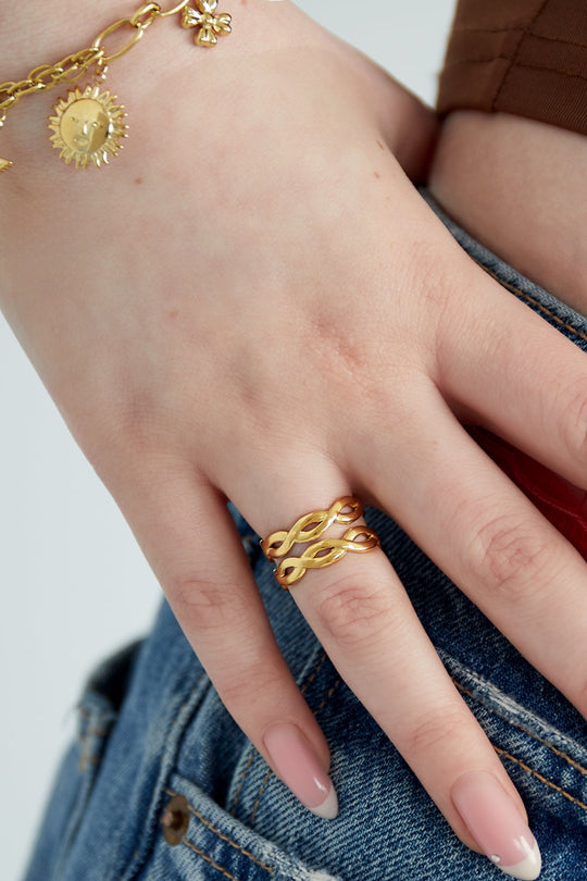 Braided Layer Ring