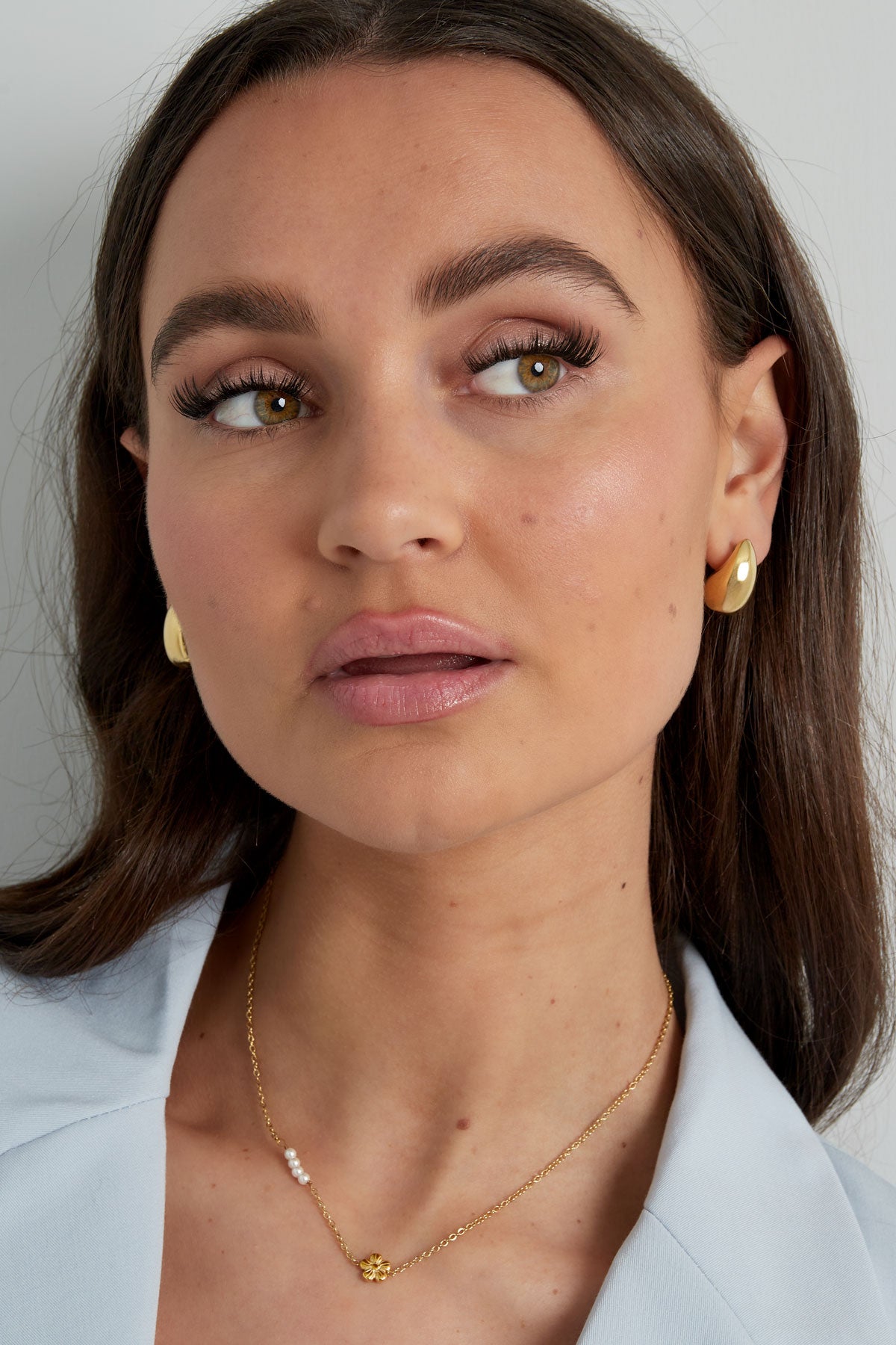 flower pearl necklace