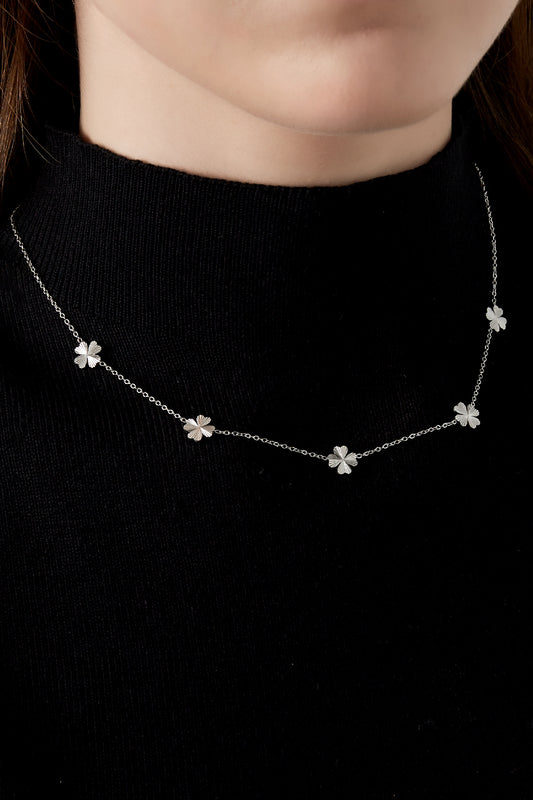 Leafy luck necklace - Women's jewelry/Necklaces/Chain Necklaces