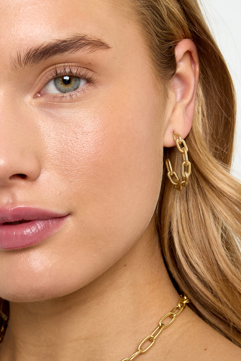 Chain hoop earrings circle