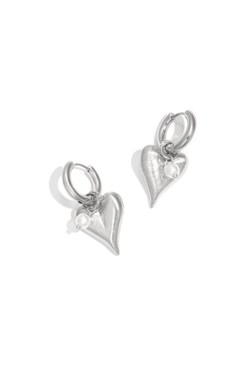 Drop heart earrings